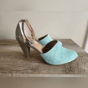 Seychelles ANTHROPOLOGIE Two Tone Suede Patent Leather Heels Retro